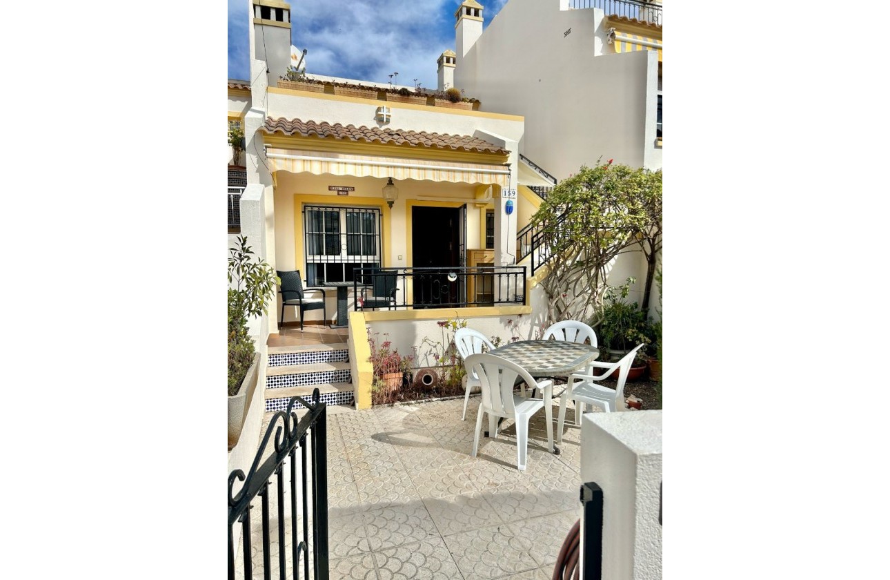 Återförsäljning - Terraced house - Villamartin